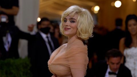 SPECIAL: Celebs Who Broke The Internet | Haystack News