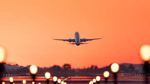 FAA to cut air traffic by 10% amid government shutdown | Haystack News